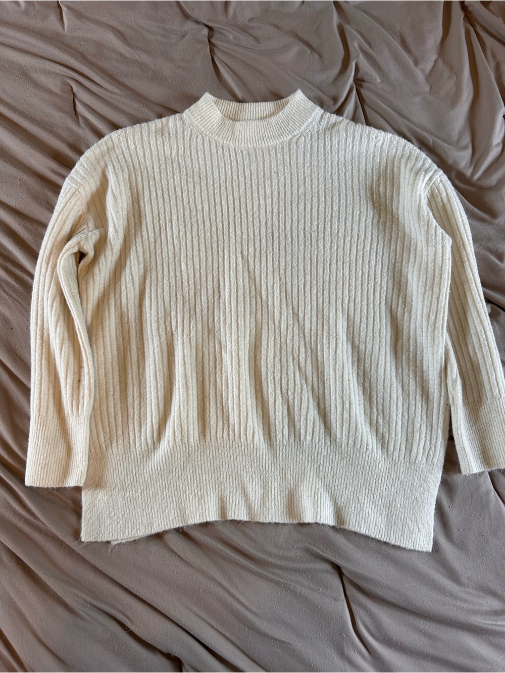 H&M Cream Ribbed Knit Sweater